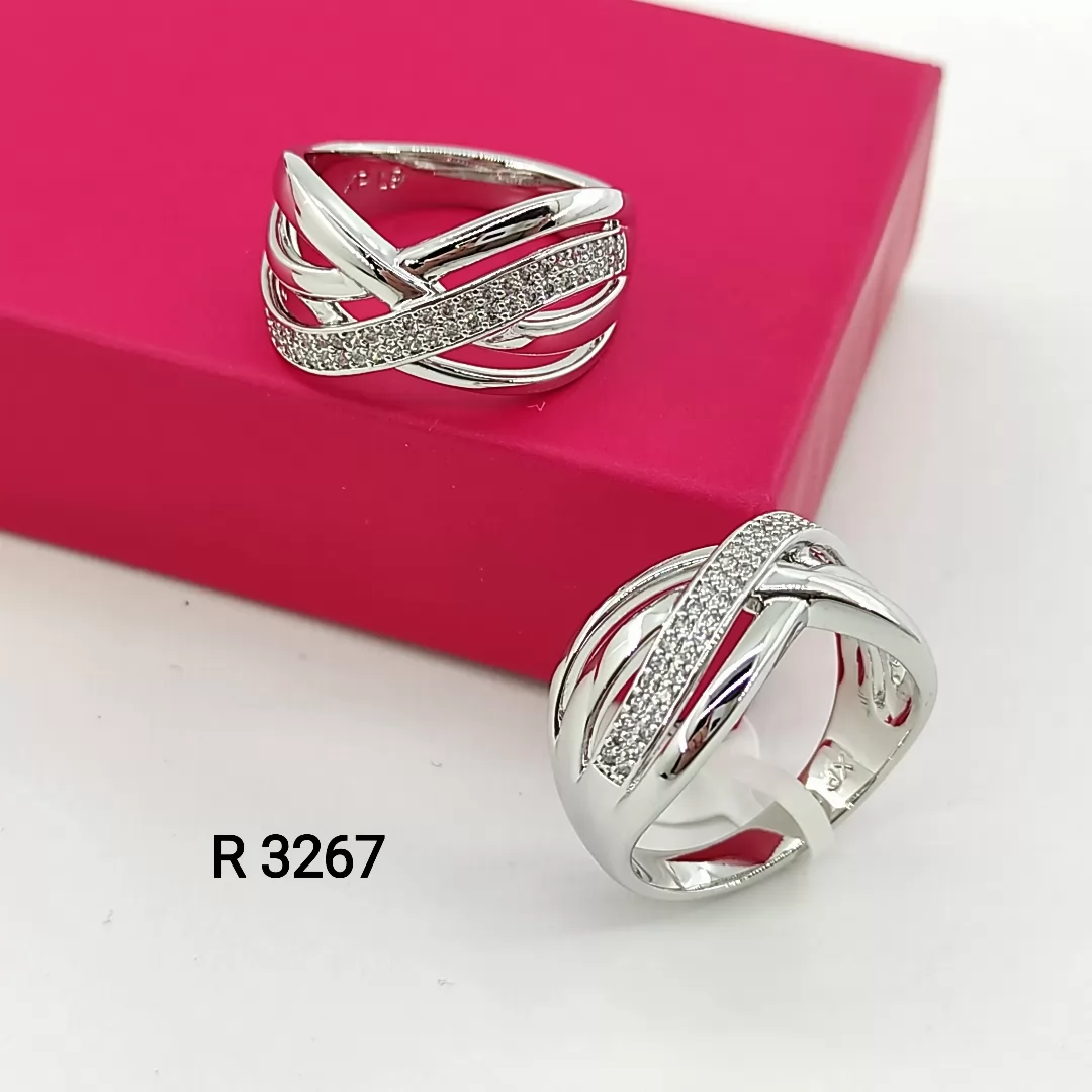 R 3267